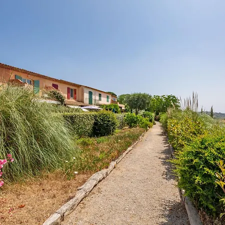 Holiday home Les Bastides Des Hauts Du Golf By Interhome *